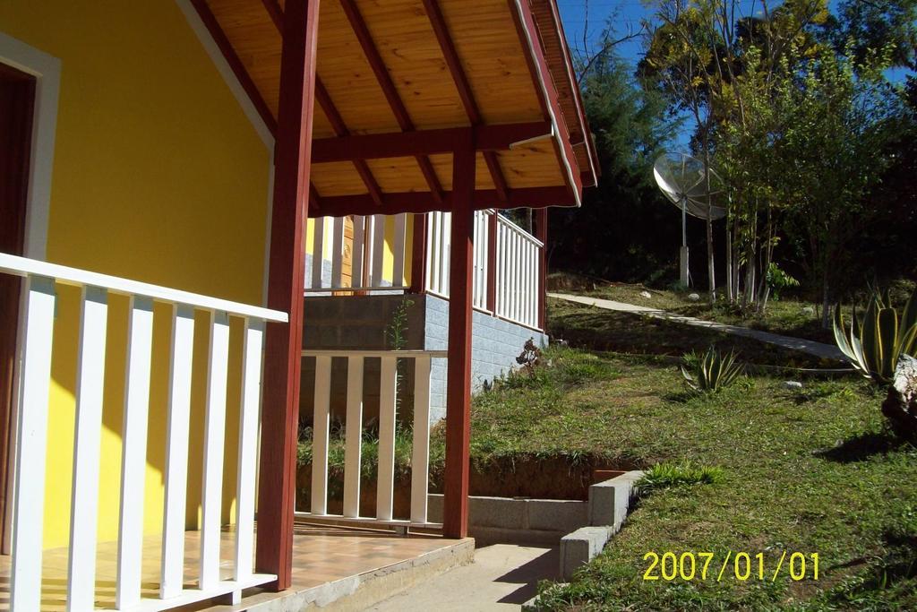 Chales Canto Dos Passaros Monte Verde  Ngoại thất bức ảnh