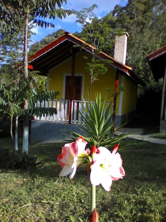 Chales Canto Dos Passaros Monte Verde  Ngoại thất bức ảnh